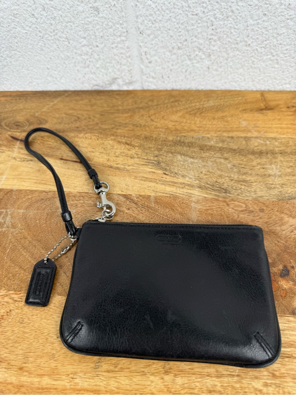 Coach Black Leather Corner Zip Wristlet Pouch Wallet Clutch